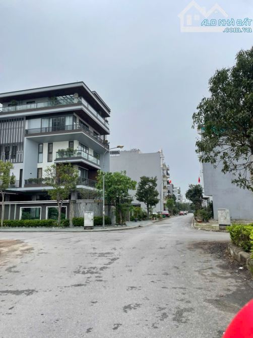 Lô đất Kđt Mới Sở Dầu Quận ủy Hồng Bàng chỉ 5,1xx tỷ - 1