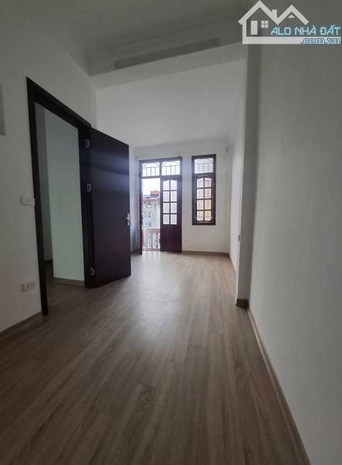 BÁN NHÀ KIM GIANG - 25M² - 4 TẦNG - MẶT TIỀN 4.2M - GIÁ 5.2 TỶ. HIẾM CÒN 1 CĂN DUY NHẤT - 1