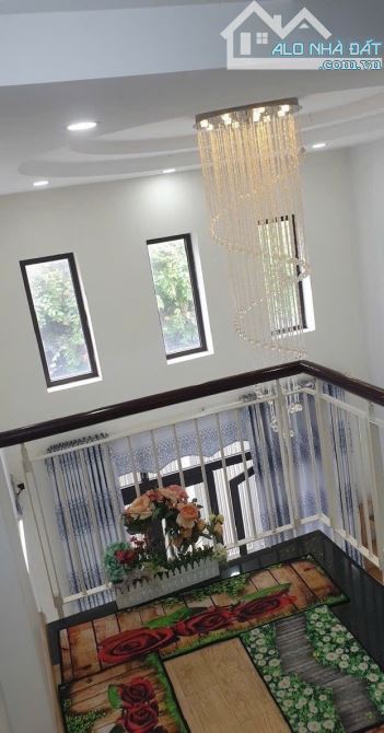Q7 CÁCH MẶT TIỀN NGUYỄN THỊ THẬP 20M THẲNG 1 TRỤC HẺM 4M 4.1x12.5M 4 TẦNG 5PN - 8.xT - 1