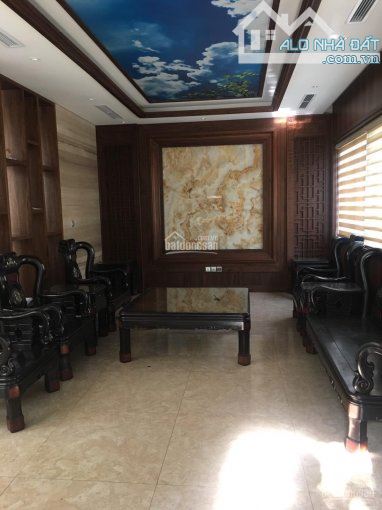 Cho thuê biệt thự Bán Đảo Linh Đàm Hoang Mai DT 250m x 3,5T, mt 10m ô tô đỗ cửa giá 40 tr - 1
