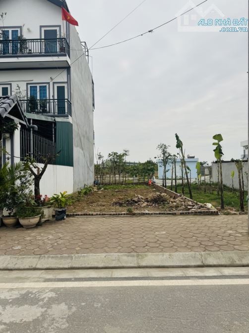 KHU VÍP GIÃN DÂN XÂM THỊ - DT 90m2 - 6,8 TỶ - 1