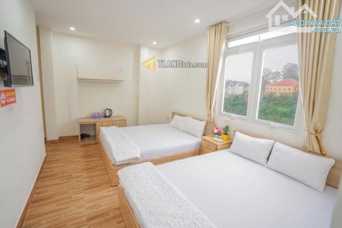KHÁCH SẠN 5 TẦNG 18PKD CÓ THANG MÁY 134M2 NGANG 5M, CÁCH CHỢ ĐÀ LẠT 1KM GIÁ 14,5 TỶ TL - 1
