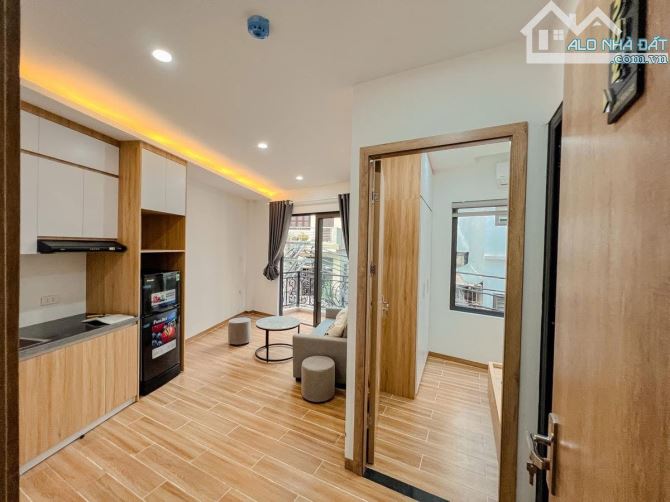 Bán CCMN Hoàng Quốc Việt, 75m², 7 tầng, 18 phòng, dòng tiền 85tr/tháng - 1