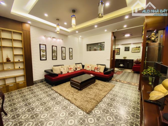 Nguyên căn Đội Cấn 80m2x5T MT6m ngõ rộng, oto vào tận nhà, đỗ cửa, full ĐH các phòng 25tr - 1