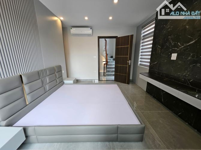 Trần Duy Hưng Cầu Giấy 6 tầng thang máy,ngõ ô tô tránh lô góc 64m2 giá 27 tỷ . - 1