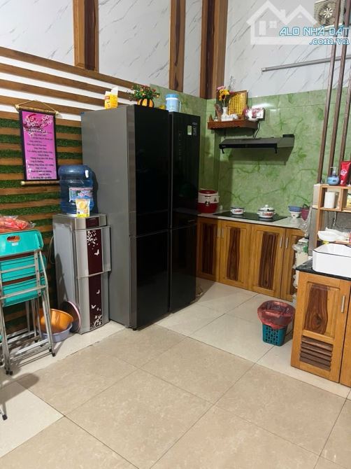 1 CĂN DUY NHẤT TẠI ĐƯỜNG HOÀNG THÚC TRÂM,KIỆT Ô TÔ THÔNG,NHÀ CÁCH ĐƯỜNG 1CĂN GIÁ CHỈ 4TY X - 1