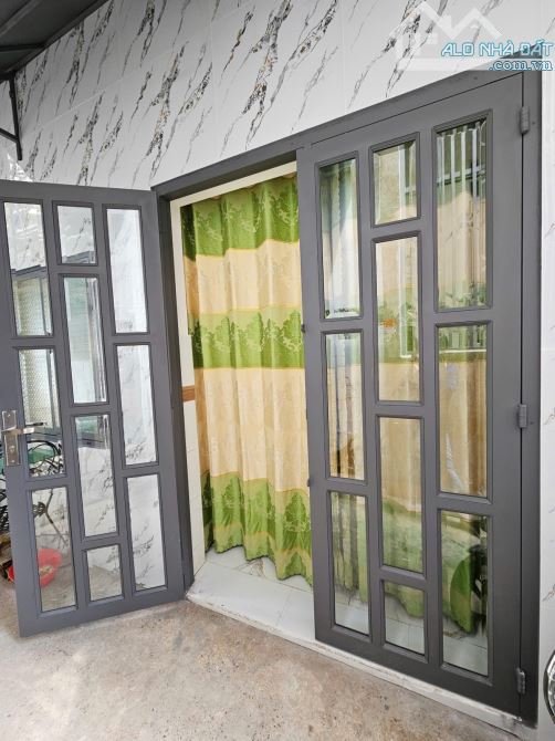 THẠCH LỘC, Q12, 2 TẦNG FUNL NỘI THẤT, CHỈ 2.4 TỶ - 2