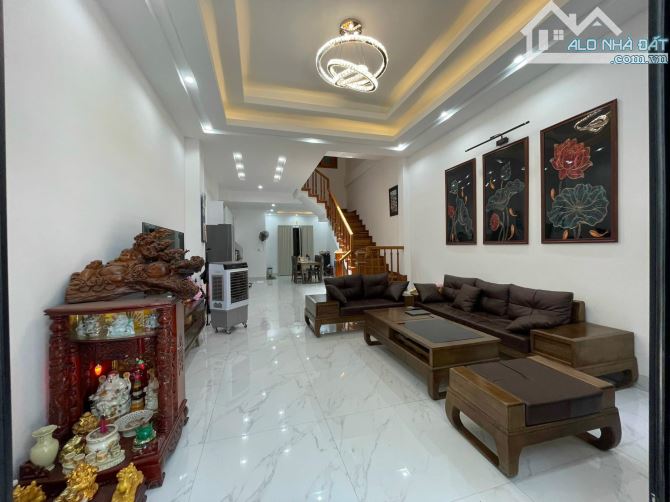 Bán nhà 3 Tầng Full nội thất mặt tiền Đặng Huy Trứ, phường Phước Vĩnh,  TP Huế - 2
