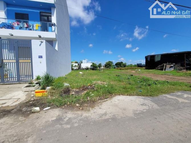 Bán lô đất thổ cư diện tích 101 m2 đường Nguyễn Văn Bứa huyện Hóc Môn. - 2