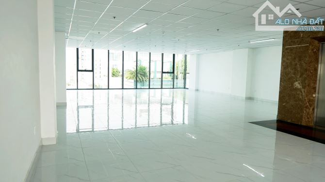 Văn Phòng Bình Thạnh - 60m2-120m2-200m2, Khu D2 giáp Q1, giá chỉ 10$/m2, sàn vuông vức - 2