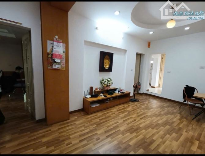 Siêu hiếm! Ba Đình - Giảng Võ - 130m - 3 ngủ - lô góc - sổ rộng. - 2