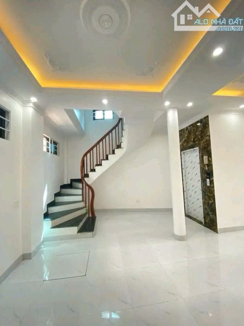 Bán nhà Liên Mạc, Bắc Từ Liêm, 48 m2, 5 tầng, giá 5.5 tỷ - 2