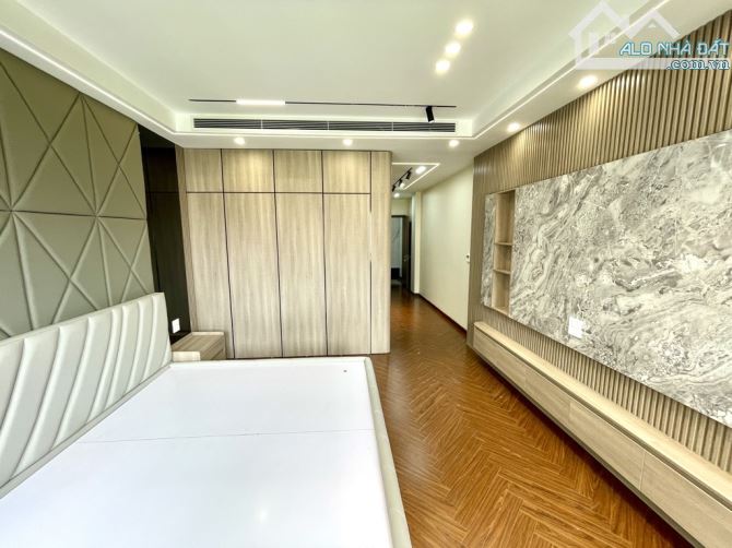 Đào Tấn Nhà đẹp lung linh 6 tầng thang máy, DT 39m2, MT 6.5m, lô góc, ngõ nông, 11 tỷ 3 - 2