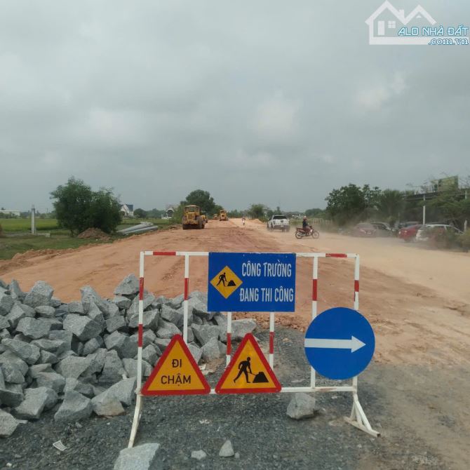 Chính chủ cần bán gấp Lô Đất mặt tiền Đường chính ngay khu Đô thị 197ha của VINGROUP2ty800 - 2