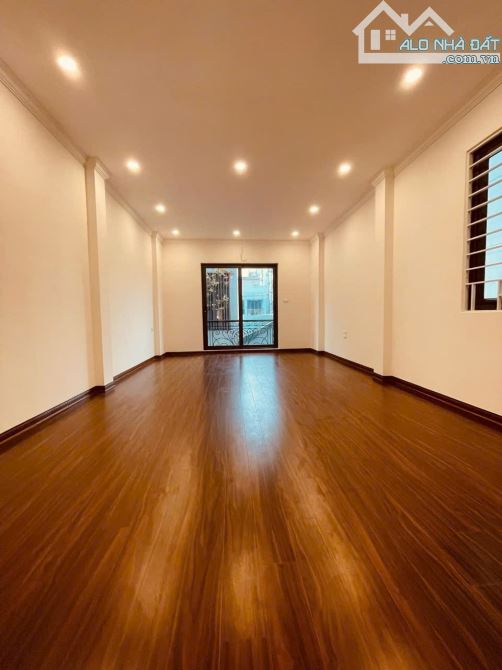 🔥BÁN NHÀ NGÕ 63 CỔ LINH - LONG BIÊN-6 TẦNG-Ở NGAY🏡42m²-GIÁ 6.25 TỶ(TL) - 2