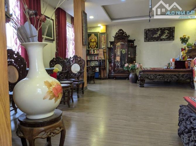 BÁN BIỆT THỰ LÔ GÓC , ĐẲNG CẤP , KINH DOANH ĐỈNH ,TAM TRINH 168M 5TẦNG - 2