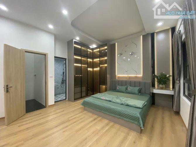 BÁN NHÀ MINH KHAI HÒA BÌNH 7 TT HBT 40m2 x 5 tầng giá 7 tỷ 6 - 2