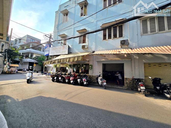 Bán Khuôn Đất Đẹp Số 2 Thăng Long, Phường 4, Quận Tân Bình. DT: 228,1m2 - Ngang 8m - 2