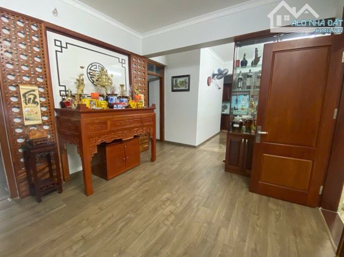 Bán Nhà 5 Tầng - Hoàng Hoa Thám, Tây Hồ, 33m², Giá 6 Tỷ, Ô Tô Qua Nhà - 2