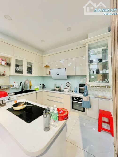Biệt thự đẳng cấp 5 sao gần chợ Bình Thành khu phân lô cực đẹp có gara ô tô 108m2,4Tầng - 2