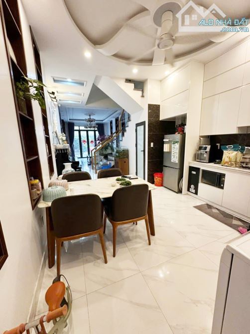 Nhà đẹp gốc dân khu phân lô TĐC cao cấp Đằng Lâm - Ngô Gia Tự. DT 100m2 x4T - 3