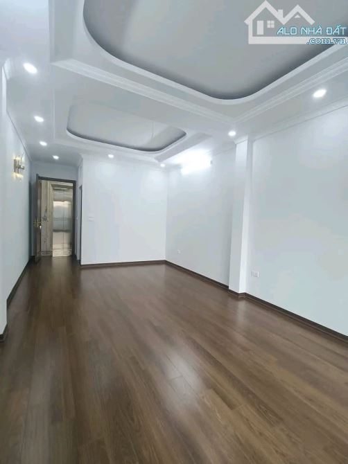 NHÀ ĐẸP GIẢNG VÕ BA ĐÌNH 14.8 TỶ 45m2 6T THANG MÁY MT 4m GARA Ô TÔ, 2 THOÁNG, DAN TRÍ CAO - 3