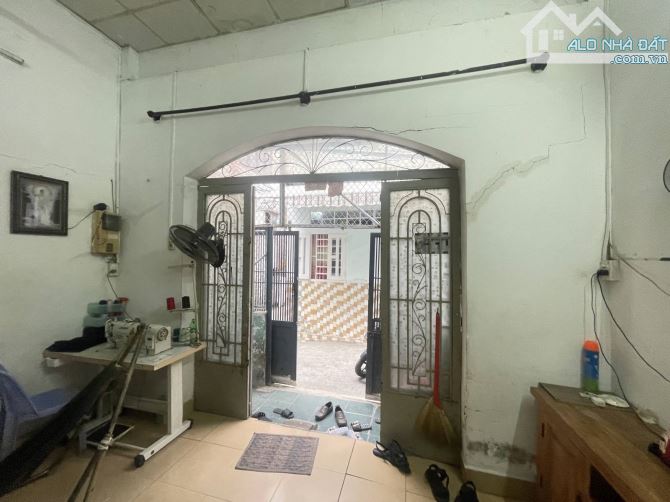 Bán Gấp Nhà Linh Đông, Tô Ngọc Vân, Phạm Văn Đồng, 50m2, Chỉ 3.8 tỷ TL Chính Chủ - 3