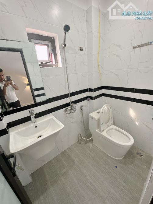 CỰC HOT-Nhà 40m2- 4pn. Nhỉnh 4 tỷ. Gần Cầu vượt An Khánh-KĐT SPlendora - 3