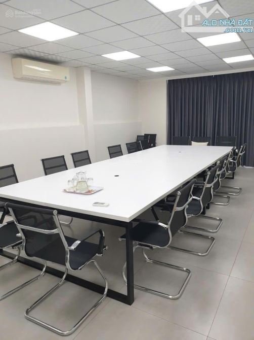Cho thuê toà nhà 6x18m 6 lầu Bạch Đằng Phường 2 Q.Tân Bình - 3