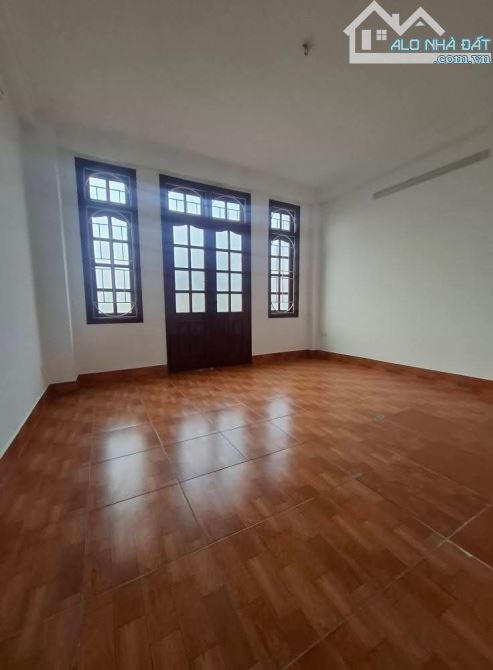 BÁN NHÀ KIM GIANG - 25M² - 4 TẦNG - MẶT TIỀN 4.2M - GIÁ 5.2 TỶ. HIẾM CÒN 1 CĂN DUY NHẤT - 3