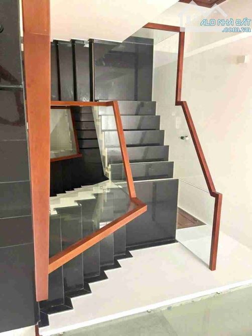 NHÀ 3 TẦNG MỚI ĐẸP FULL NỘI THẤT ĐƯỜNG PHÙ ĐỔNG DT 120M2 NGANG 5M GIÁ CHỈ 4.77 TỶ - 3