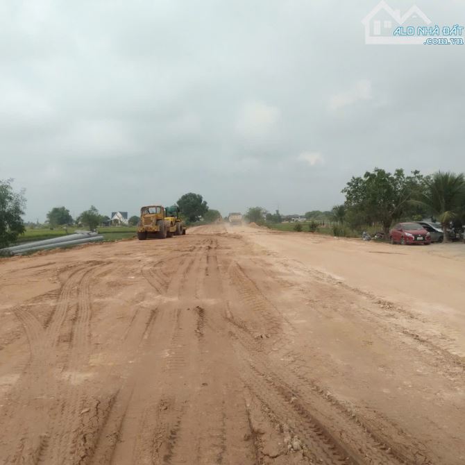 Chính chủ cần bán gấp Lô Đất mặt tiền Đường chính ngay khu Đô thị 197ha của VINGROUP2ty800 - 3