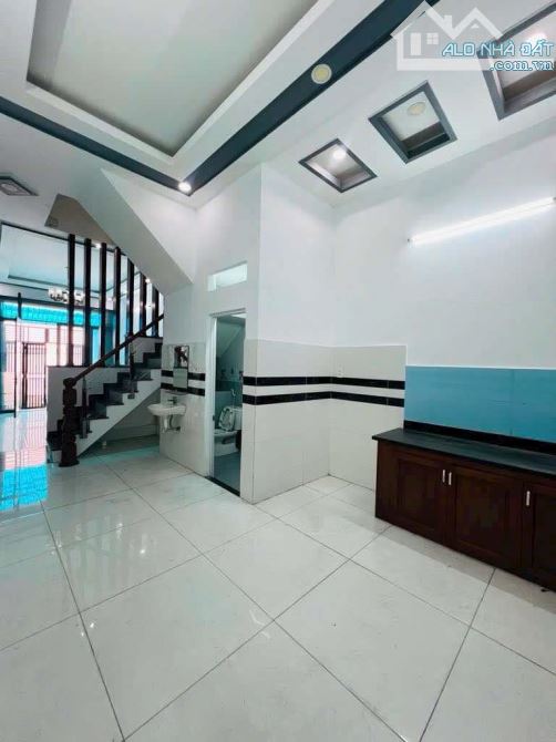 Nhỉnh 5 tỷ - nhà mới 4 tầng - 60m2 - 4x15 - Hẻm xe tải tránh - KDC Nam Long - An Lạc - BT - 3