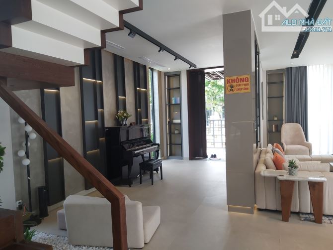 ✨🏡✨ Cần bán Nhà Phố Nhà Mặt Tiền, đường Chấn Hưng, P.06, Tân Bình - 3