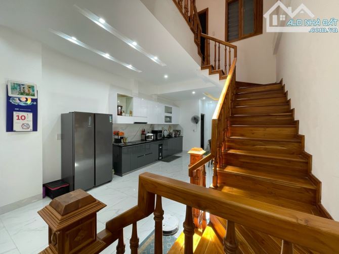 Bán nhà 3 Tầng Full nội thất mặt tiền Đặng Huy Trứ, phường Phước Vĩnh,  TP Huế - 4