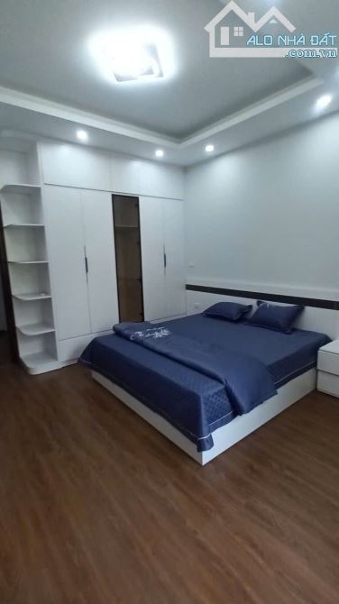 SIÊU PHẨM LÔ GÓC  NHÀ ĐẸP LUNG LINH  Ô TÔ TẬN CỬA  VĂN QUÁN, HÀ ĐÔNG 35m2 CHỈ 6.9 TỶ - 4