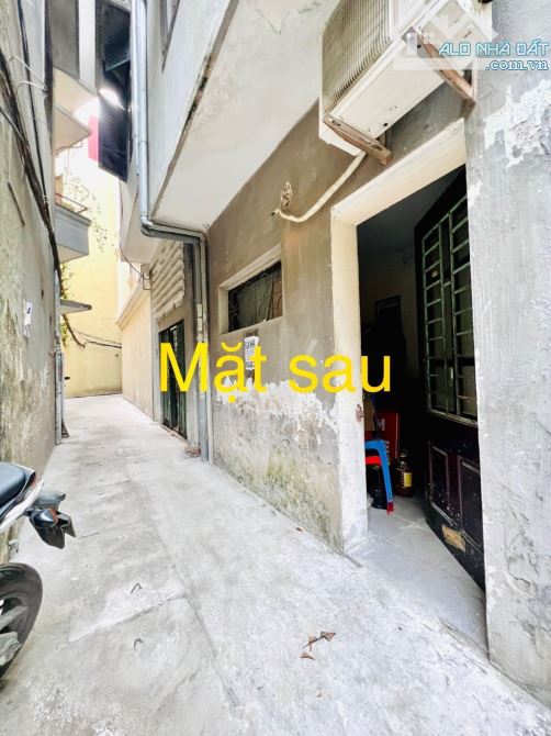 Bán nhà MP Lê Đại Hành, dt 41m2, mt 3.7m, giá 23 tỷ. Vị trí kinh doanh - 4