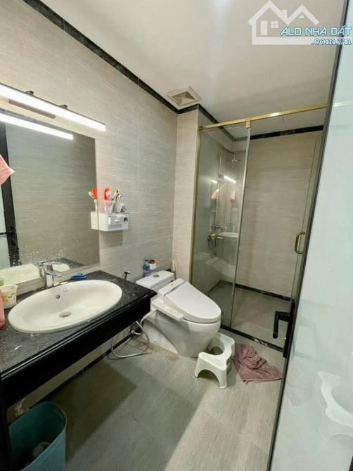 Ngõ OTO Phố Cực Lộc 4 tầng 1 tum – 61m2 chào 13.2 tỷ - Mặt tiền hơn 4m - 4