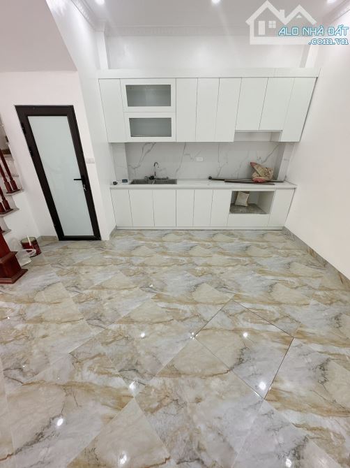 CỰC HOT-Nhà 40m2- 4pn. Nhỉnh 4 tỷ. Gần Cầu vượt An Khánh-KĐT SPlendora - 4