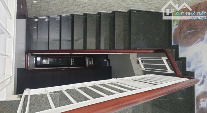 Q7 CÁCH MẶT TIỀN NGUYỄN THỊ THẬP 20M THẲNG 1 TRỤC HẺM 4M 4.1x12.5M 4 TẦNG 5PN - 8.xT - 4