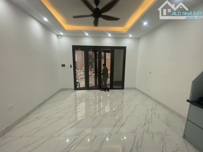 Bán nhà 5 tầng Phúc Lợi, Long Biên, ô tô đỗ cửa, view thoáng sáng, dt 36m2, giá 5,4 tỷ - 4