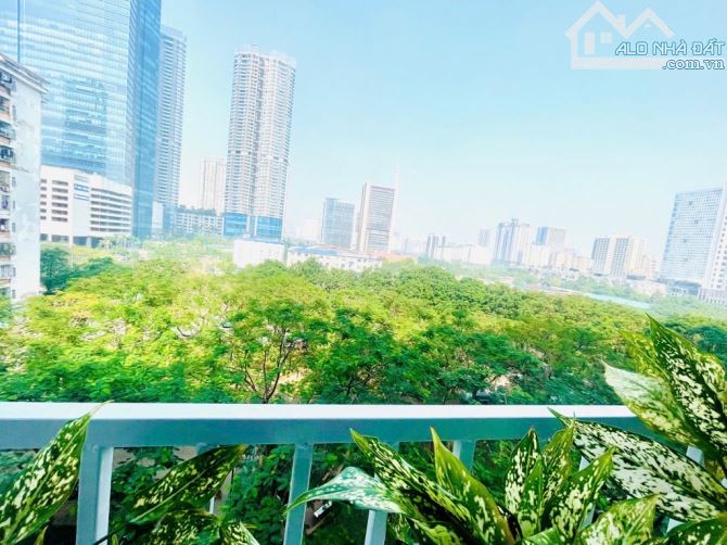 Bán căn hộ Nam Trung Yên, 62m2, 2PN, P Khách, bếp, ban công view đẹp. Giá: 4,18 tỷ. - 4