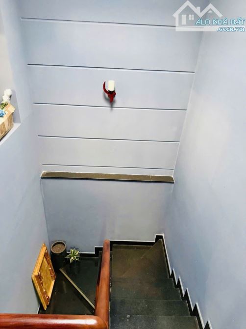Bán nhà Lã Xuân Oai, Phường TNP A - Hẻm 6m, 4 tầng đẹp - 4x15m - NHỈNH 5 Tỷ - 4