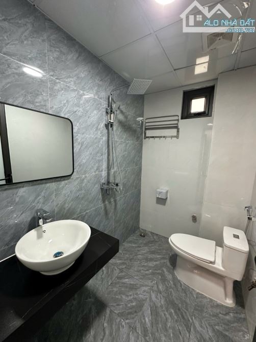 Phố Lụa, Vạn Phúc - MỚI KÍNH COONG, Ô TÔ ĐỖ CỬA, FULL NỘI THẤT - DT 37m x 5T - Nhỉnh 7 tỷ - 5