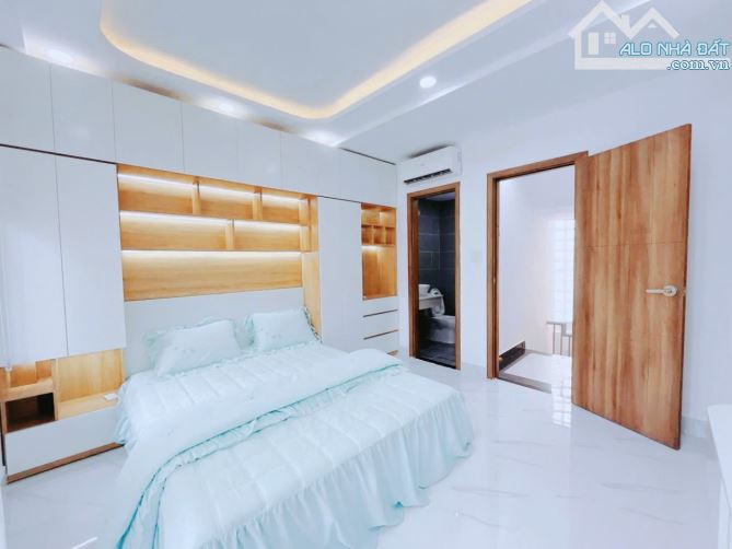 BÁN NHÀ 4 TẦNG NGUYỄN THỊ THẬP - HẺM XE HƠI 1 SẸT NGAY LOTTEMART -NHỈNH 7 TỶ - 5