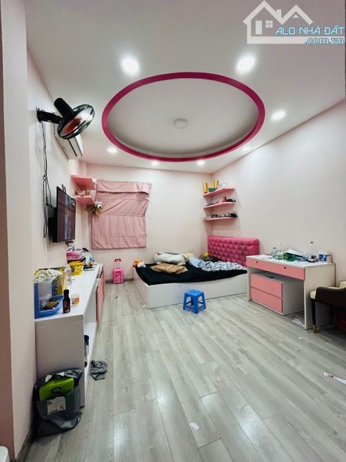 BÁN NHÀ HẺM LÊ VĂN LƯƠNG - TÂN KIỂNG Q7 - ĐẸP LỘNG LẪY 5 TẦNG - 89M2 - 11 TỶ NHỈNH - 6