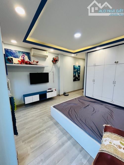 BÁN NHÀ HẺM LÊ VĂN LƯƠNG - TÂN KIỂNG Q7 - ĐẸP LỘNG LẪY 5 TẦNG - 89M2 - 11 TỶ NHỈNH - 7