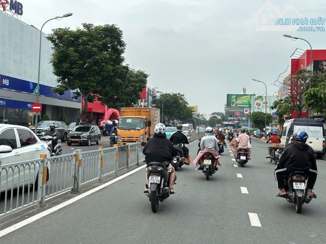 Bán đất HIẾM tặng dòng tiền 100tr mặt tiền Nguyễn Oanh ngang 7.5m gần chợ 300m2 RẺ 36.5 TỶ - 8