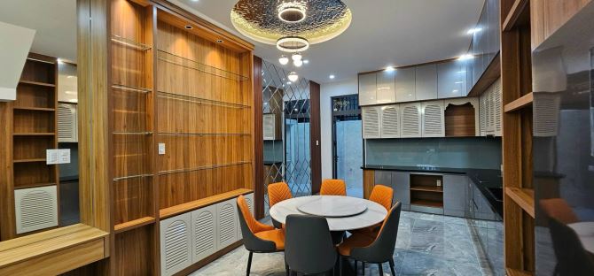 Bán nhà phố 3 tầng 4pn đường 13m 80m2 giá 7 tỷ khu hà quang 2 nha trang - 9