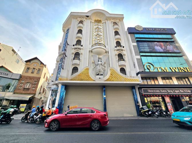 Cần bán Building 78 Út Tịch, Phường 4, Tân Bình - DT: 23x15m(269,9 m2), Hầm 6 Lầu, 150Tỷ !